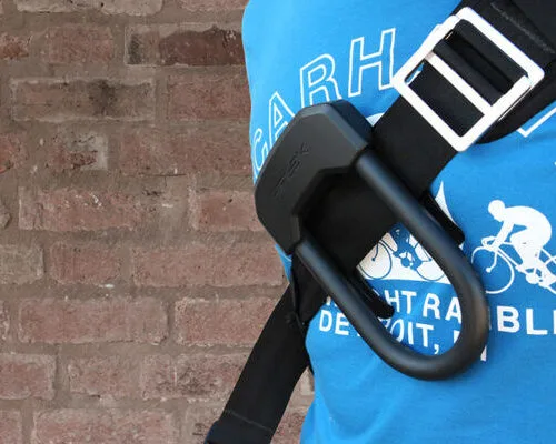 Alternative view of HIPLOK D – COMPACT D LOCK
